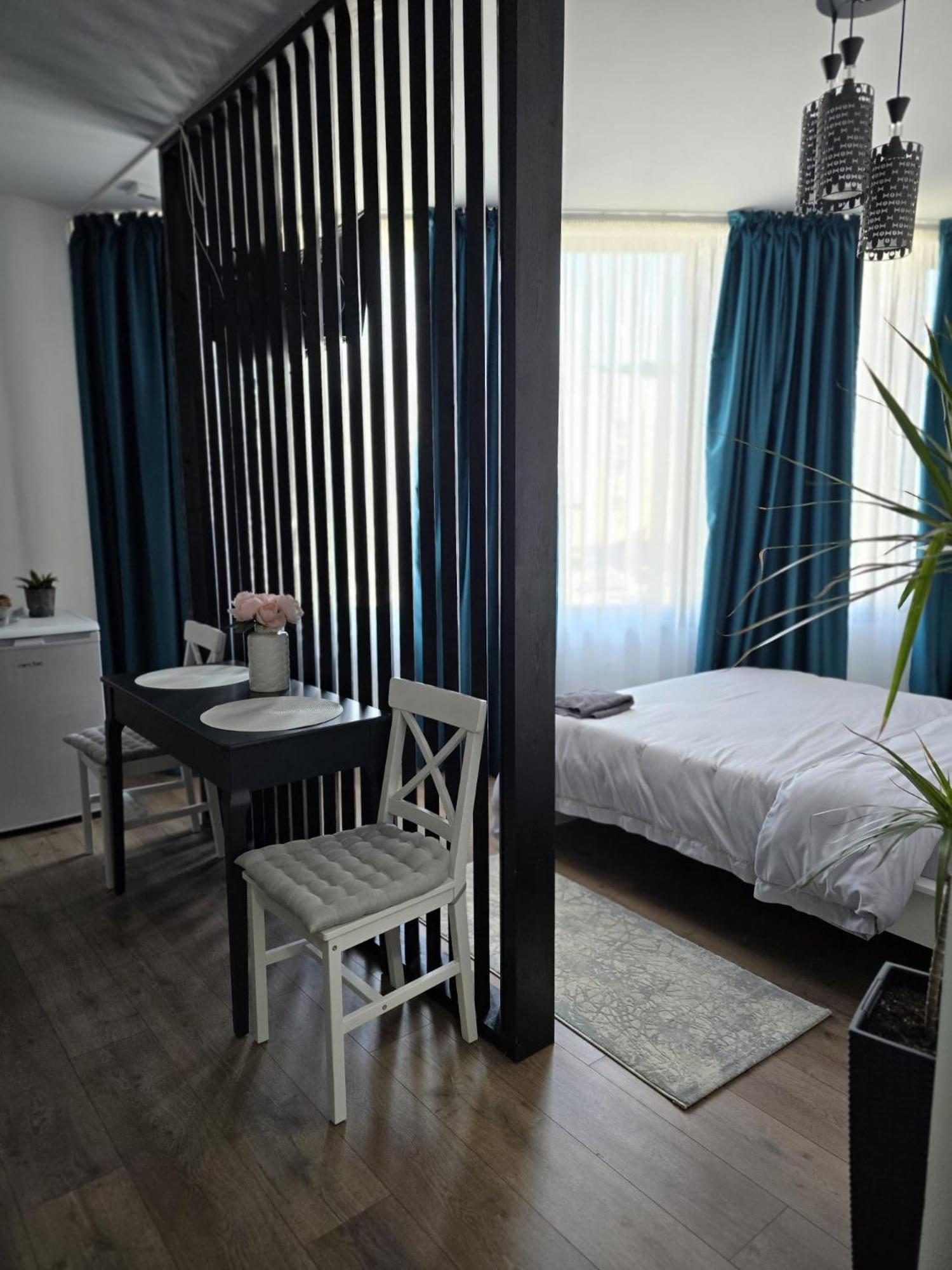 Uve Residence & Spa Пьятра-Нямц Экстерьер фото